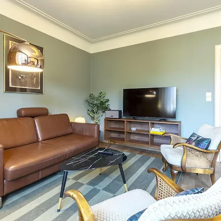 Spacious 2br In W Balcony * Luxemburg