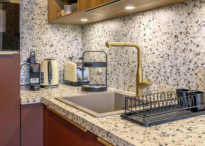 Spacious 2br In W Balcony לוקסמבורג